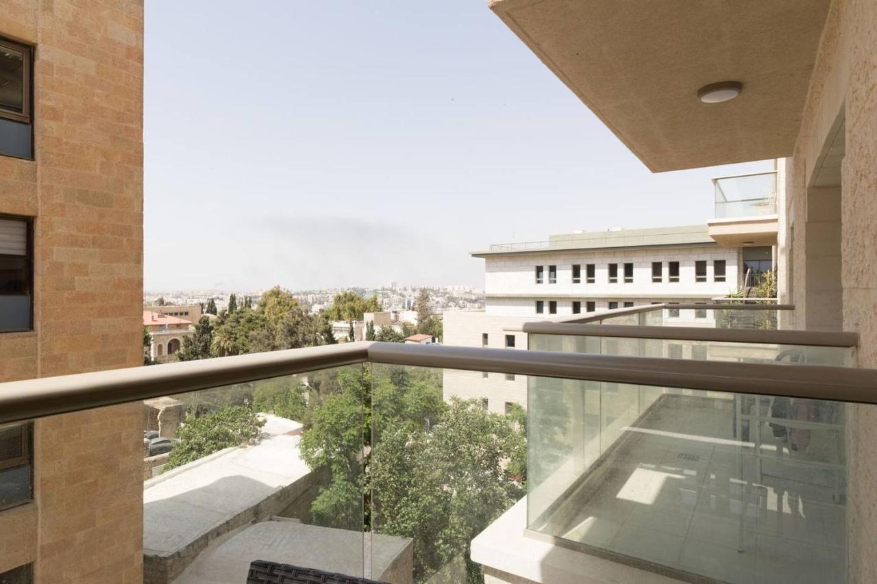 Stylish 2Br/Parking, View Over The Temple Mount エルサレム エクステリア 写真