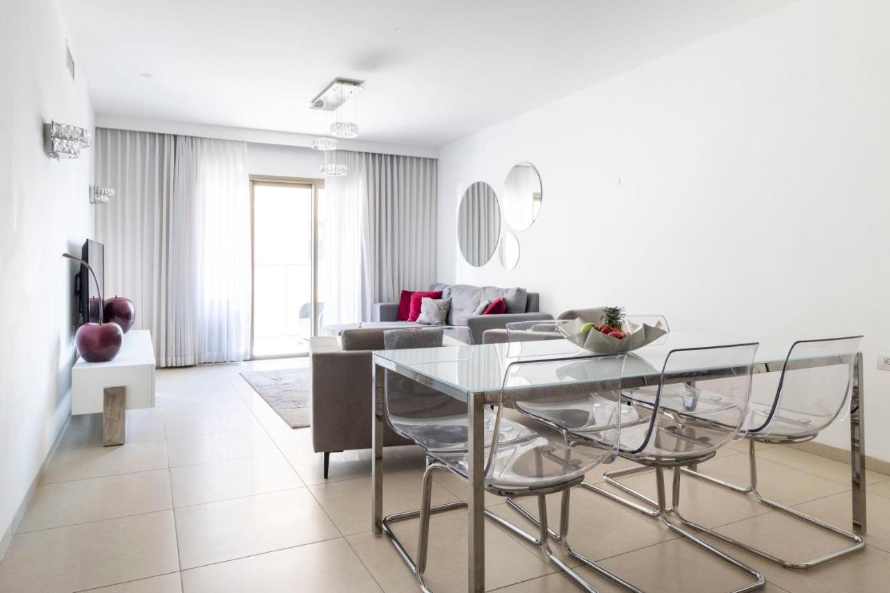 Stylish 2Br/Parking, View Over The Temple Mount エルサレム エクステリア 写真